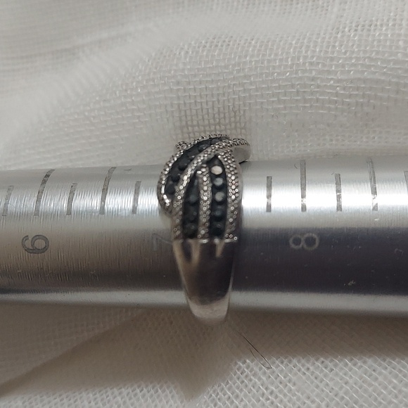 Sterling Silver Black Diamond Crossover Wave Band Ring Sz 7 - Picture 6 of 9
